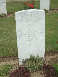 Auchonvillers Military Cemetery - Dodd, A