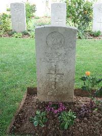 Auchonvillers Military Cemetery - Dodd, W G