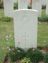 Auchonvillers Military Cemetery - Drinkill, Frederick Maurice