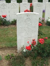 Auchonvillers Military Cemetery - Fox, Charles Joseph