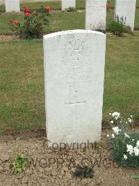 Auchonvillers Military Cemetery - Garland, Samuel