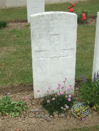 Auchonvillers Military Cemetery - Garrett, Anthony William