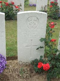 Auchonvillers Military Cemetery - Gillespie, David John Lewis