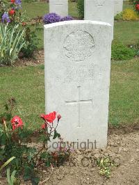 Auchonvillers Military Cemetery - Haite, C