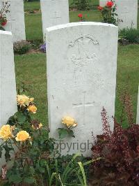 Auchonvillers Military Cemetery - Hutchison, Alexander