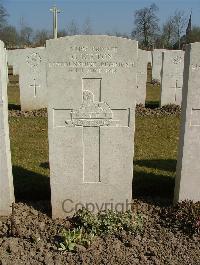 Auchonvillers Military Cemetery - Iceton, James Thomas