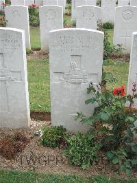 Auchonvillers Military Cemetery - Jennings, F