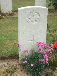 Auchonvillers Military Cemetery - Jinkerson, Albert Victor