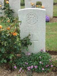 Auchonvillers Military Cemetery - Lawes, Earl Donald