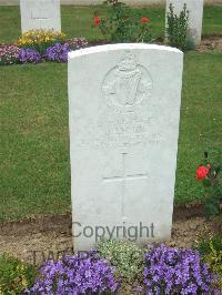 Auchonvillers Military Cemetery - Leckie, J