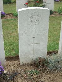 Auchonvillers Military Cemetery - Lowson, Thomas