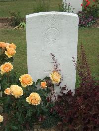 Auchonvillers Military Cemetery - Mallett, John