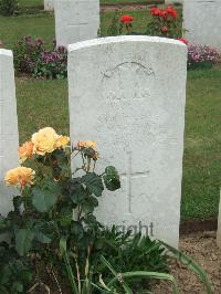 Auchonvillers Military Cemetery - Marshall, Robert