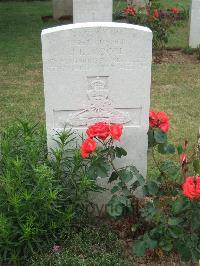 Auchonvillers Military Cemetery - Moore, John Robert