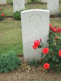 Auchonvillers Military Cemetery - Nichol, Robert Hartley