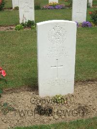 Auchonvillers Military Cemetery - Orr, Edwin