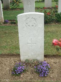 Auchonvillers Military Cemetery - Parker, Henry Charles