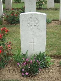 Auchonvillers Military Cemetery - Pope, Ernest George