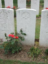 Auchonvillers Military Cemetery - Ratcliffe, Daniel Percival