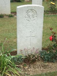 Auchonvillers Military Cemetery - Reid, James