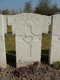 Auchonvillers Military Cemetery - Reynolds, G S