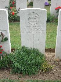 Auchonvillers Military Cemetery - Schroeder, Charles John