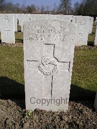 Auchonvillers Military Cemetery - Spark, Robert Twelvetree