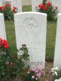 Auchonvillers Military Cemetery - Stockwell, P