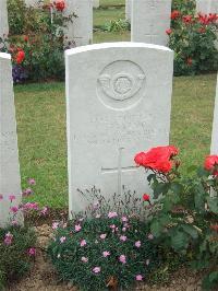 Auchonvillers Military Cemetery - Taylor, Silas