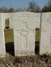 Auchonvillers Military Cemetery - Terry, John McLennan