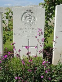 Bagneux British Cemetery Gezaincourt - Armstrong, T