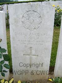 Bagneux British Cemetery Gezaincourt - Auld, J