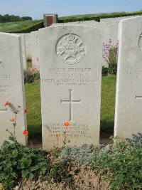 Bagneux British Cemetery Gezaincourt - Austin, R