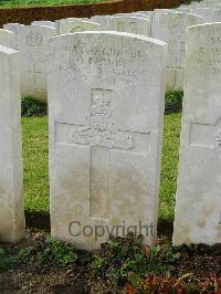 Bagneux British Cemetery Gezaincourt - Barnes, G