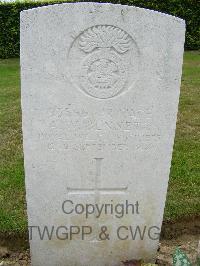 Bagneux British Cemetery Gezaincourt - Bennett, Arthur William