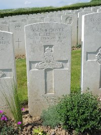 Bagneux British Cemetery Gezaincourt - Berwick, A L