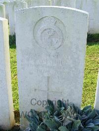 Bagneux British Cemetery Gezaincourt - Bishop, Sidney