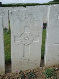 Bagneux British Cemetery Gezaincourt - Bowers, G H