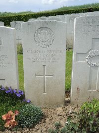 Bagneux British Cemetery Gezaincourt - Brain, J H