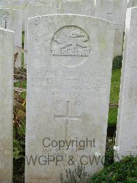 Bagneux British Cemetery Gezaincourt - Brierley, Vincent