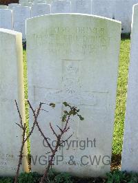 Bagneux British Cemetery Gezaincourt - Broadhurst, Daniel