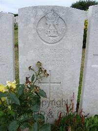 Bagneux British Cemetery Gezaincourt - Buckley, A