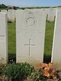 Bagneux British Cemetery Gezaincourt - Callaghan, John William