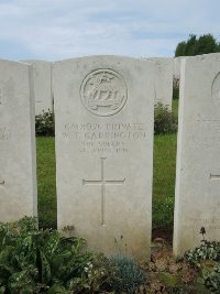 Bagneux British Cemetery Gezaincourt - Carrington, W T