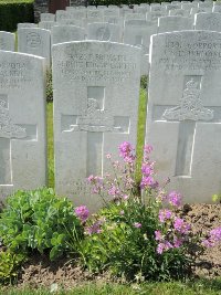 Bagneux British Cemetery Gezaincourt - Carter, Albert Edgar