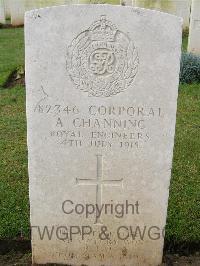 Bagneux British Cemetery Gezaincourt - Channing, A