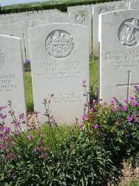 Bagneux British Cemetery Gezaincourt - Clark, Walter Mark