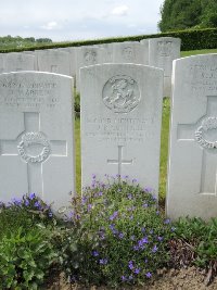 Bagneux British Cemetery Gezaincourt - Cottrell, John Prince