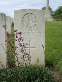 Bagneux British Cemetery Gezaincourt - Cowan, William Moffat