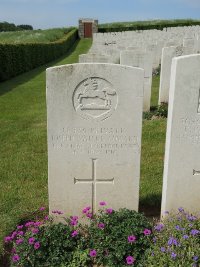 Bagneux British Cemetery Gezaincourt - Coward, Joseph Watson